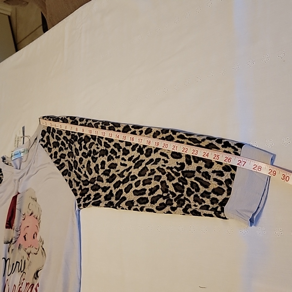 NWT Southern Grace Leopard Sleeve Merry Christmas Ya'll Top/Tee Women's Size XL - Picture 5 of 10